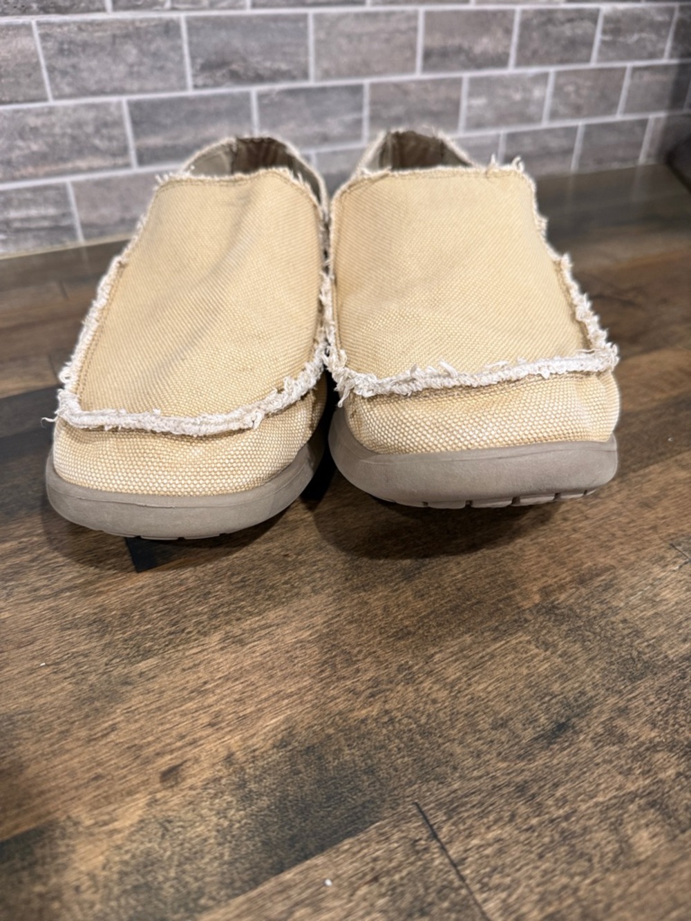 Crocs Santa Cruz Mens Loafers Tan Size 12 READ DESCRIOTION - Picture 3 of 11